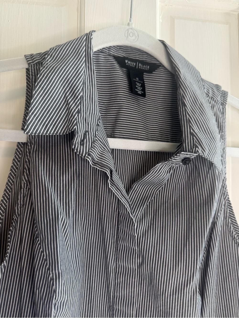White House Black Market Gray and White Striped Sleeveless Blouse Peplum Poplin - Picture 3 of 10